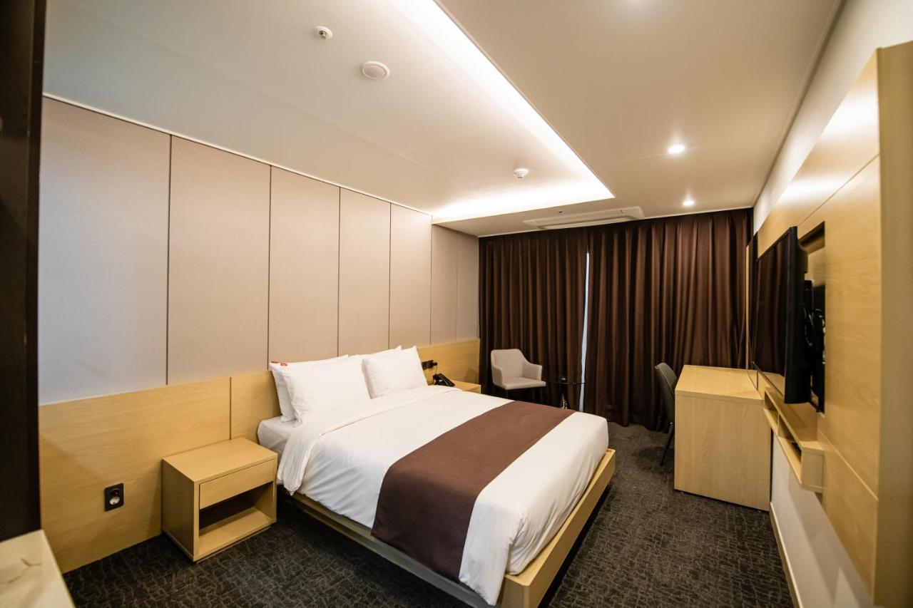 Jackson9S Hotel Чхунчхон Экстерьер фото