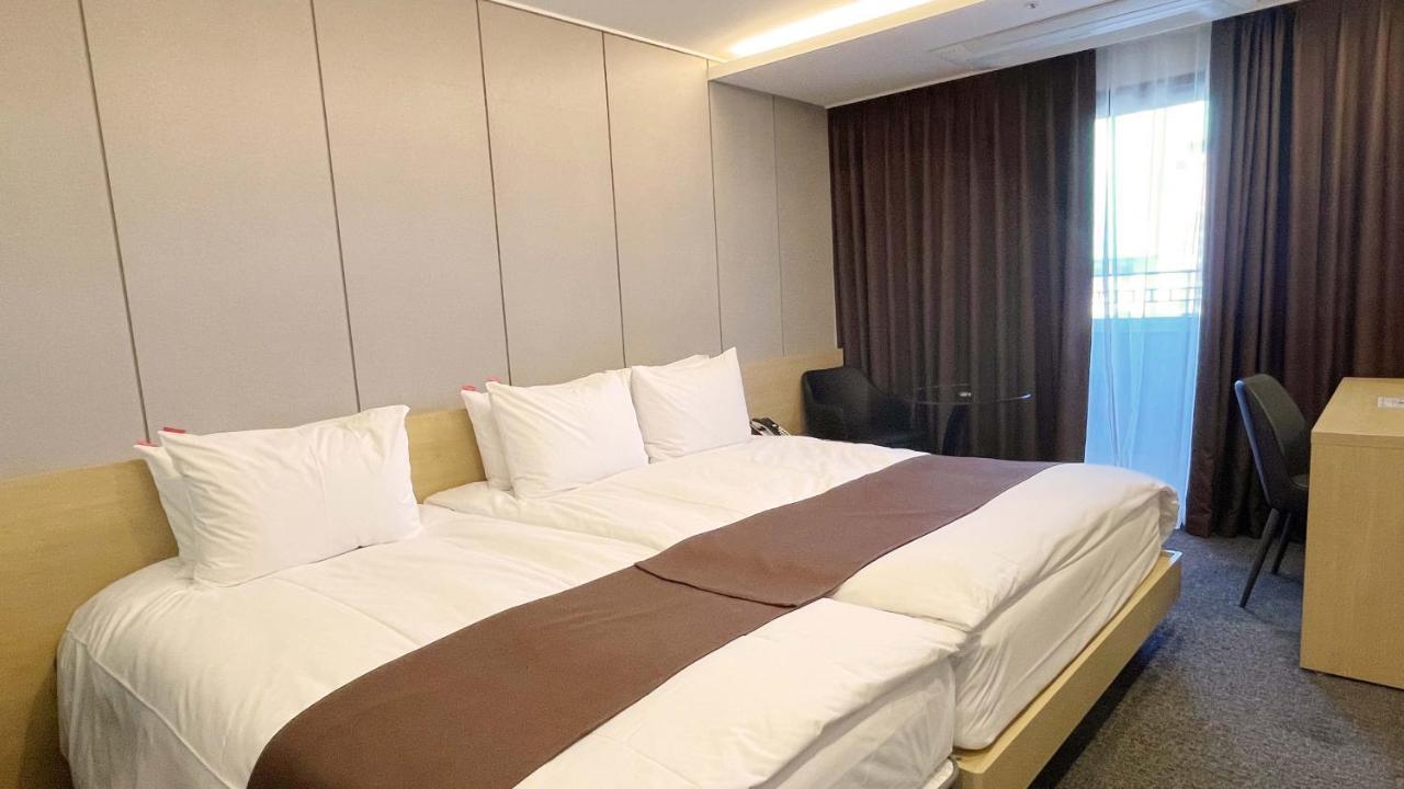 Jackson9S Hotel Чхунчхон Экстерьер фото